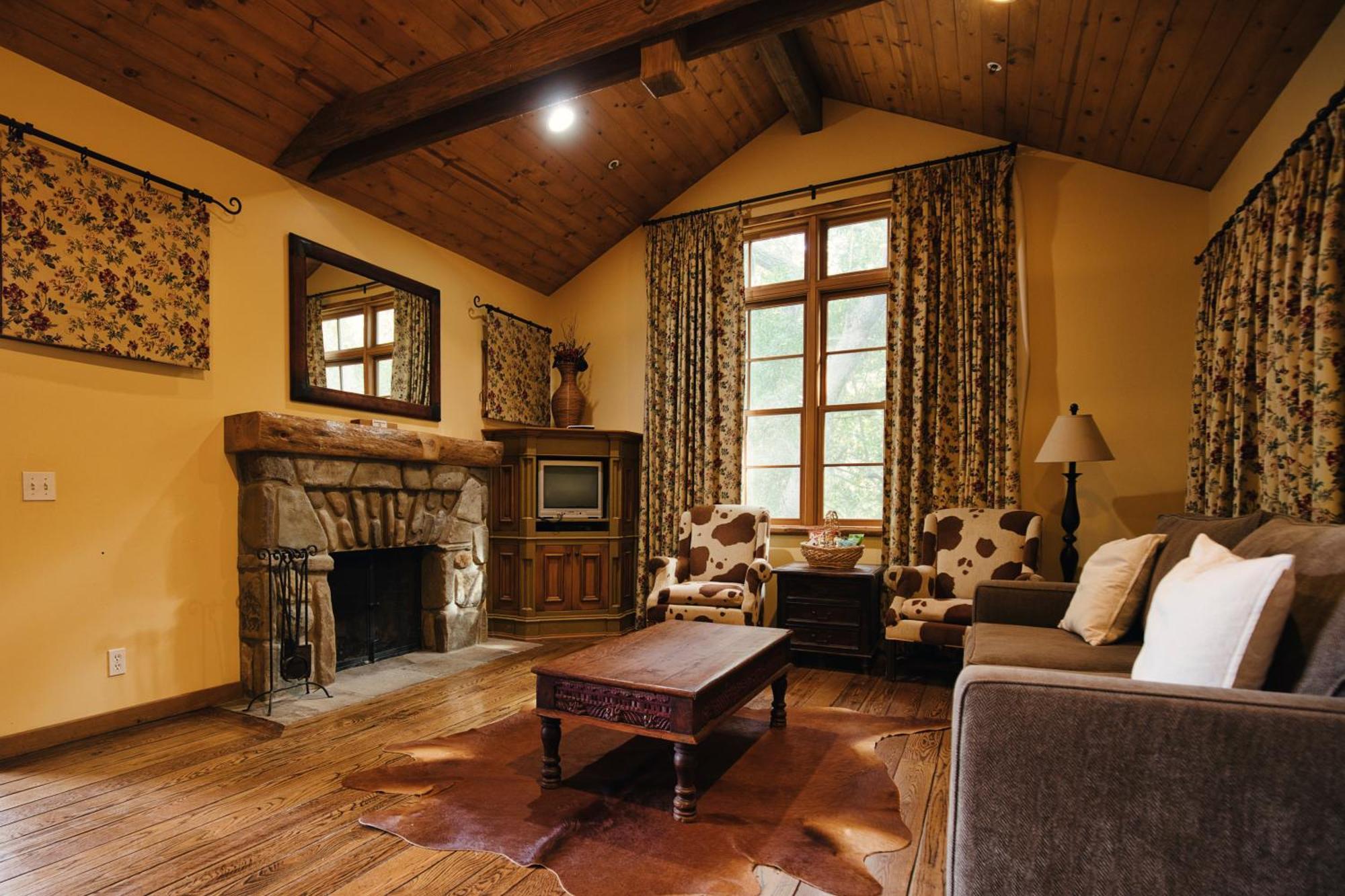 Circle Bar B Guest Ranch Hotel