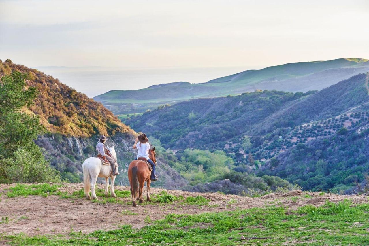 Circle Bar B Guest Ranch 4*
