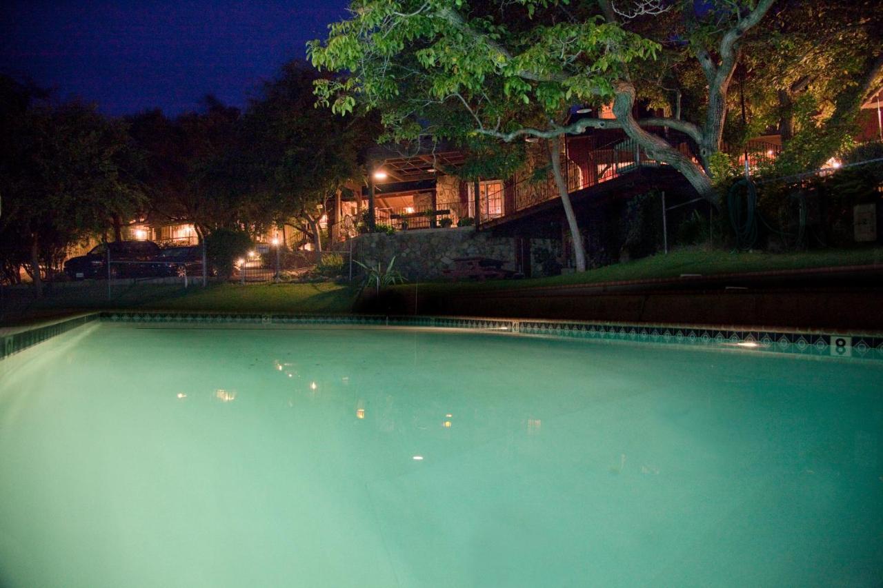 Circle Bar B Guest Ranch Hotel Capitan