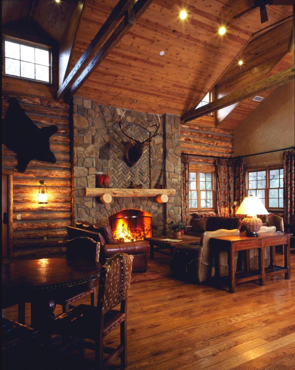 Circle Bar B Guest Ranch Hotel 4*